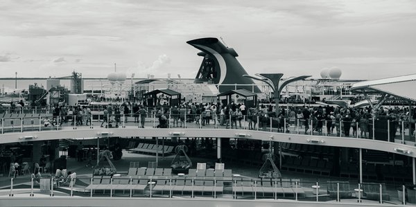 Avventure Straordinarie nel Turismo Globale!